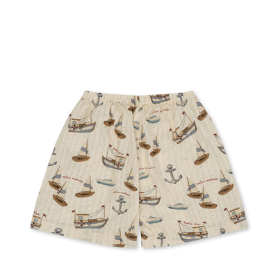 Ace shorts, Sail away