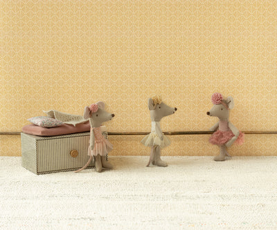 Dansemus i daybed