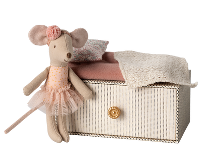 Dansemus i daybed
