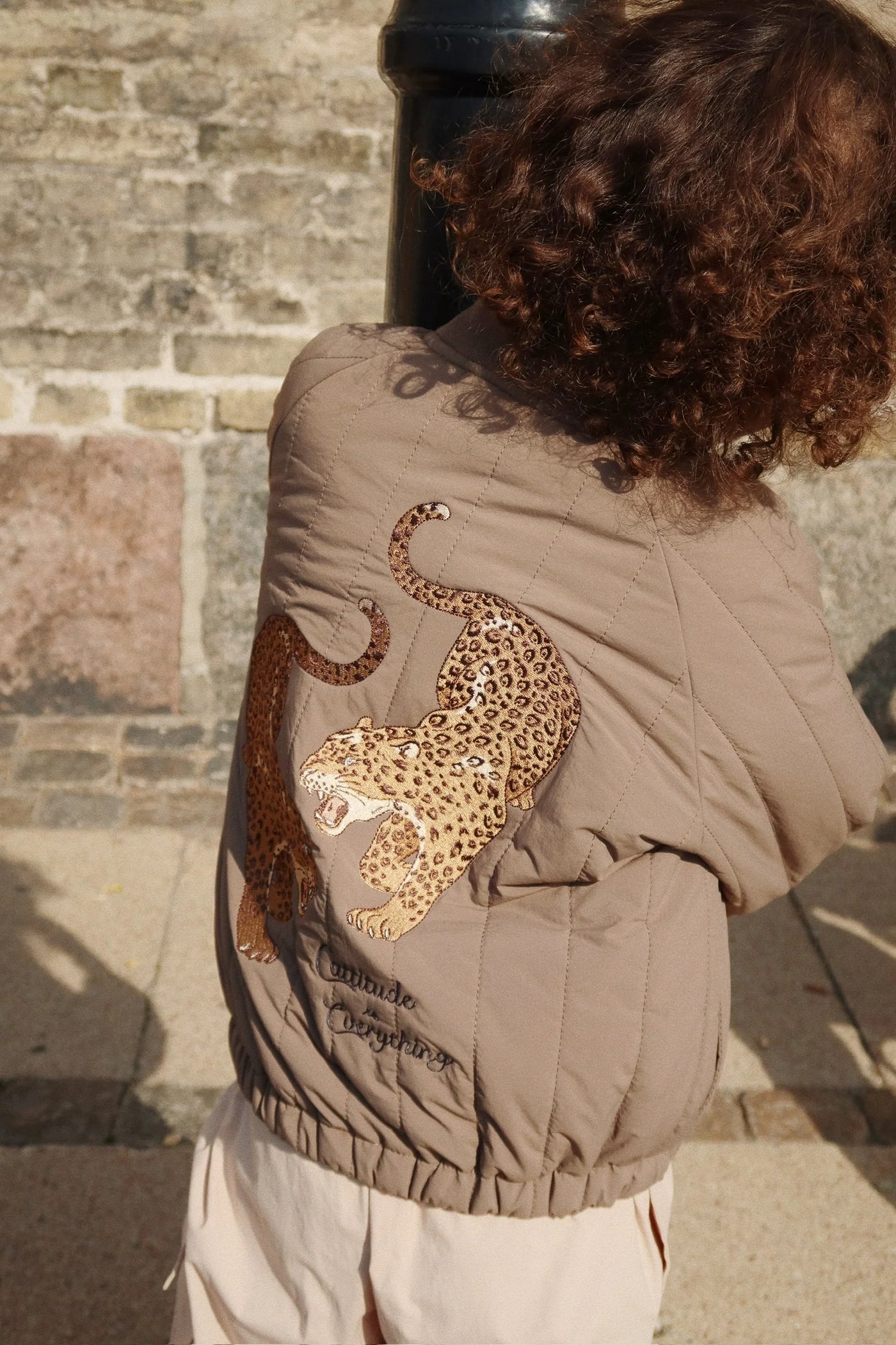 Juno Bomberjakke, Valnød