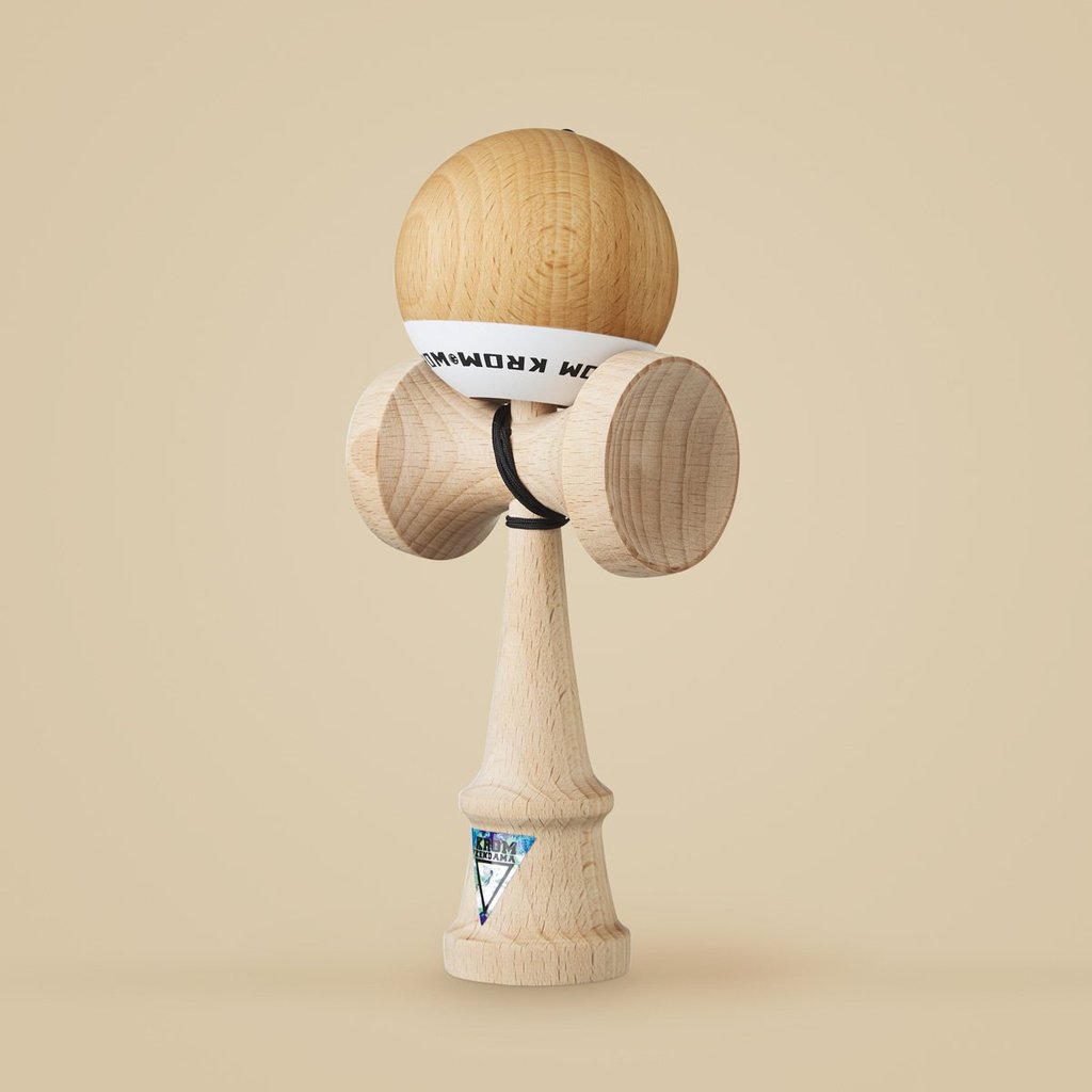 Kendama Fade, naked