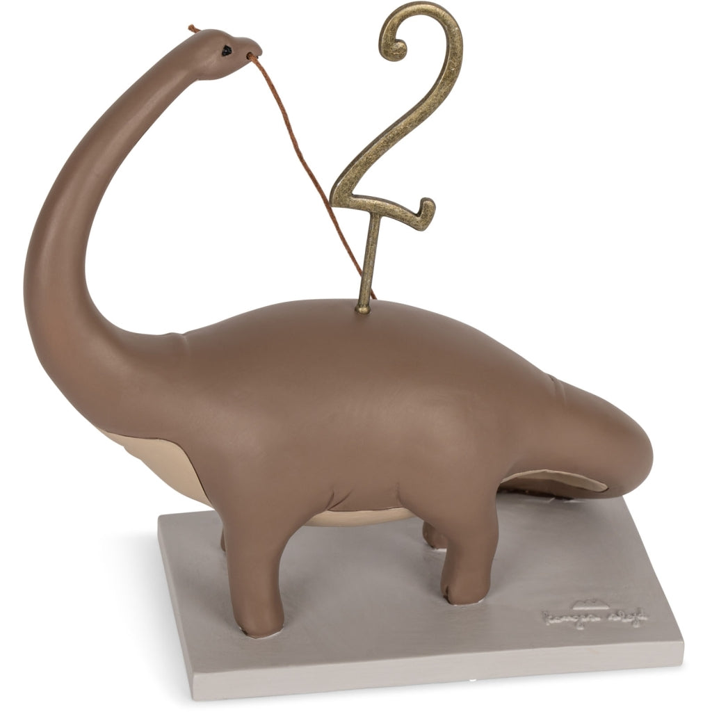 Fødselsdagstog, Dinomite